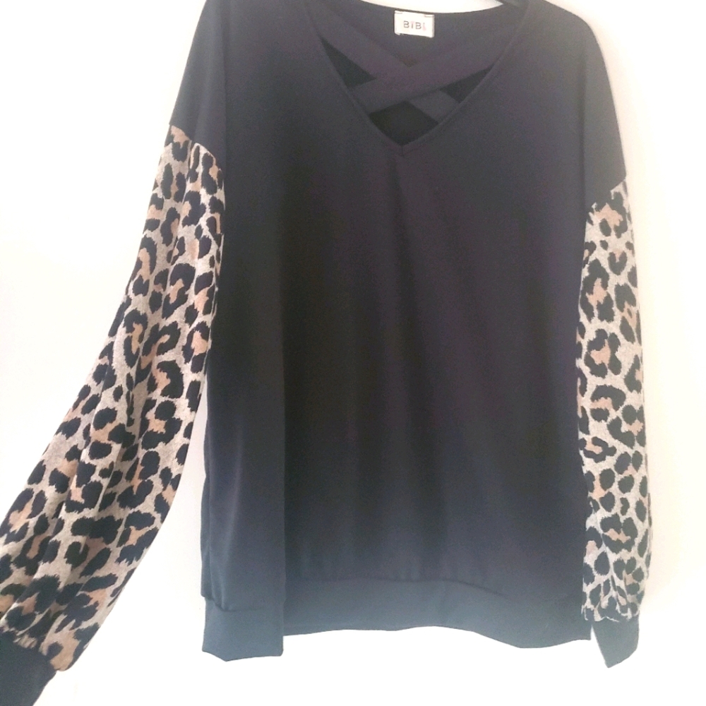 NWOT Lightweight Sweater